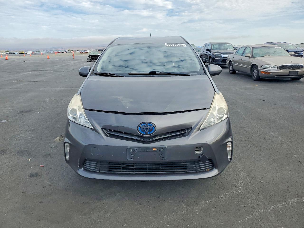 JTDZN3EU1EJ010723 · 2014 TOYOTA PRIUS V · 5/12