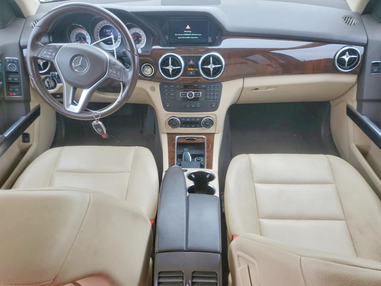 WDCGG8JB1FG409210 · 2015 MERCEDES-BENZ GLK · 8/12