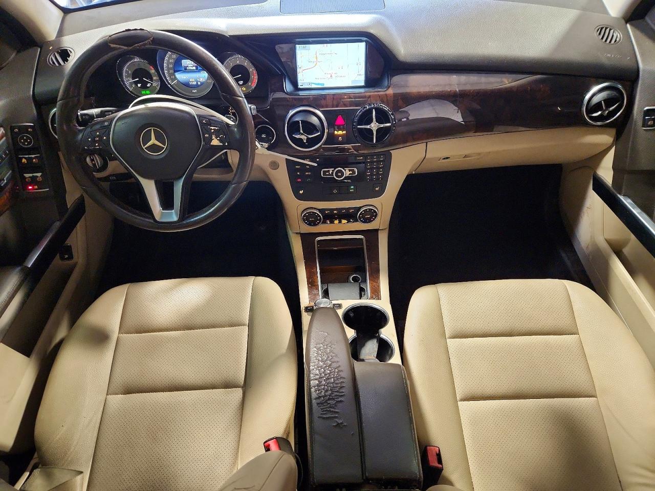 WDCGG8JB2EG196329 · 2014 MERCEDES-BENZ GLK · 8/13