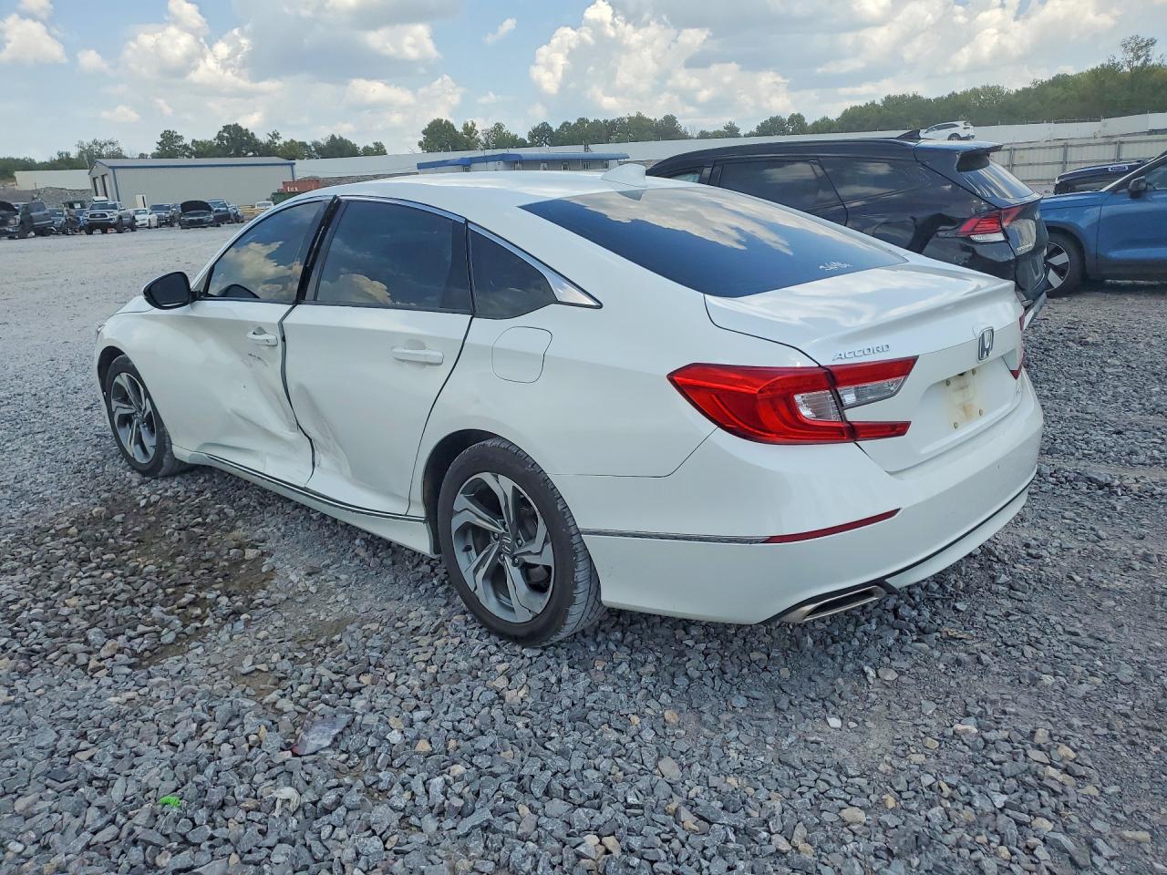1HGCV2F57KA014683 · 2019 HONDA ACCORD · 2/12