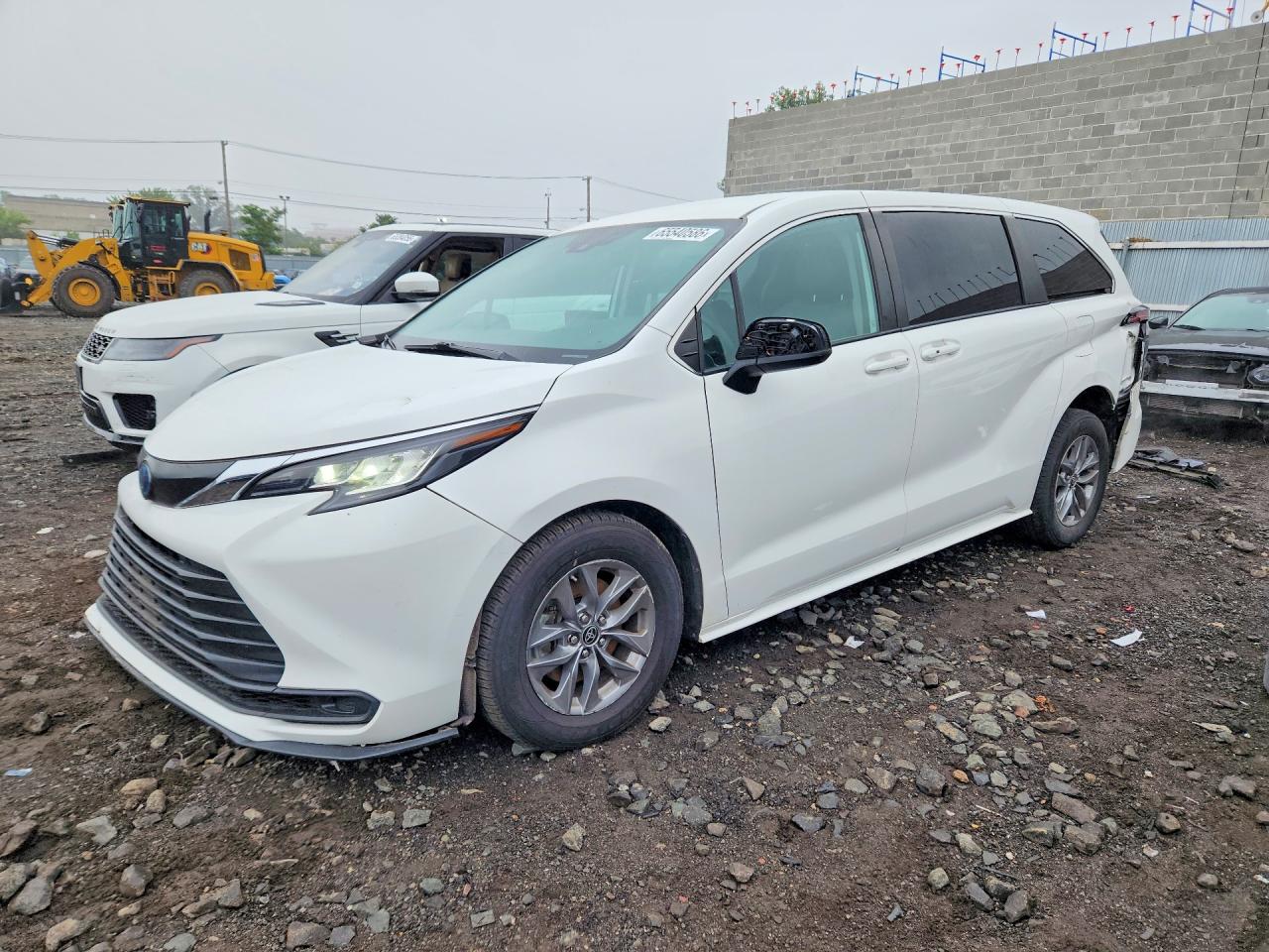 5TDKRKEC6NS121293 · 2022 TOYOTA SIENNA