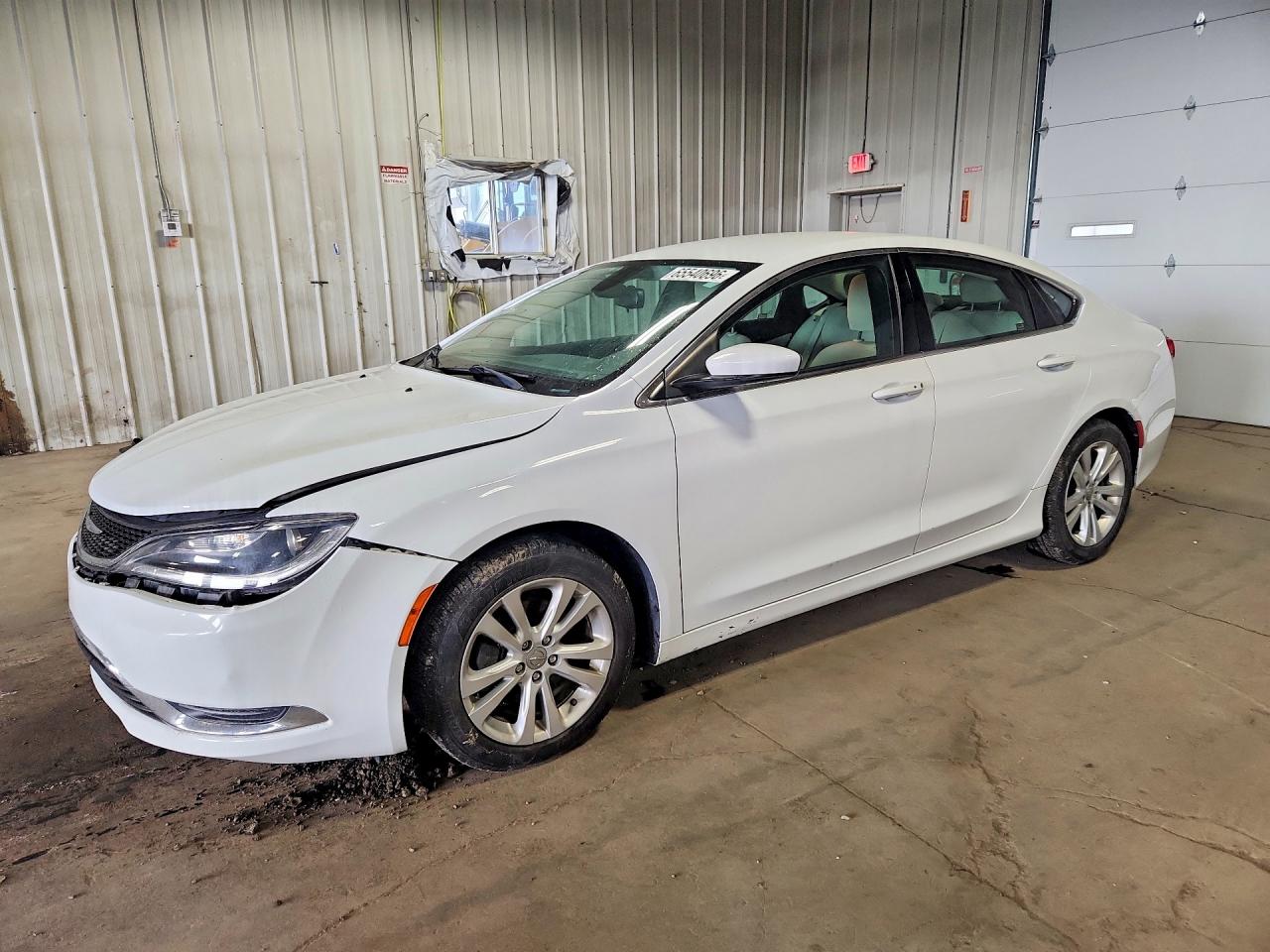 1C3CCCAB1GN113110 · 2016 CHRYSLER 200