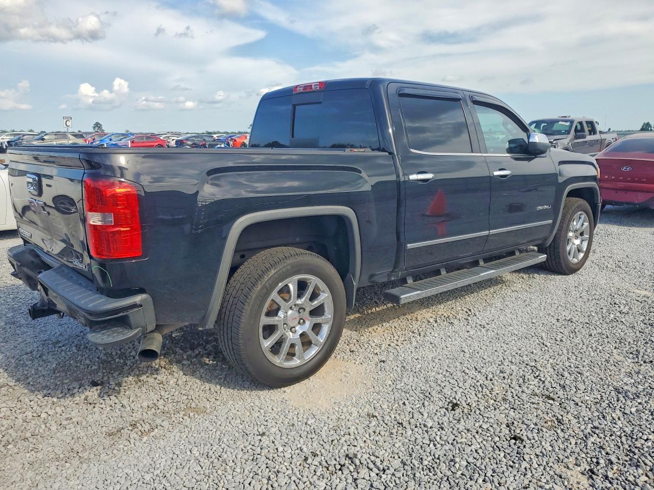 3GTP1WEC3FG124561 · 2015 GMC SIERRA · 3/12