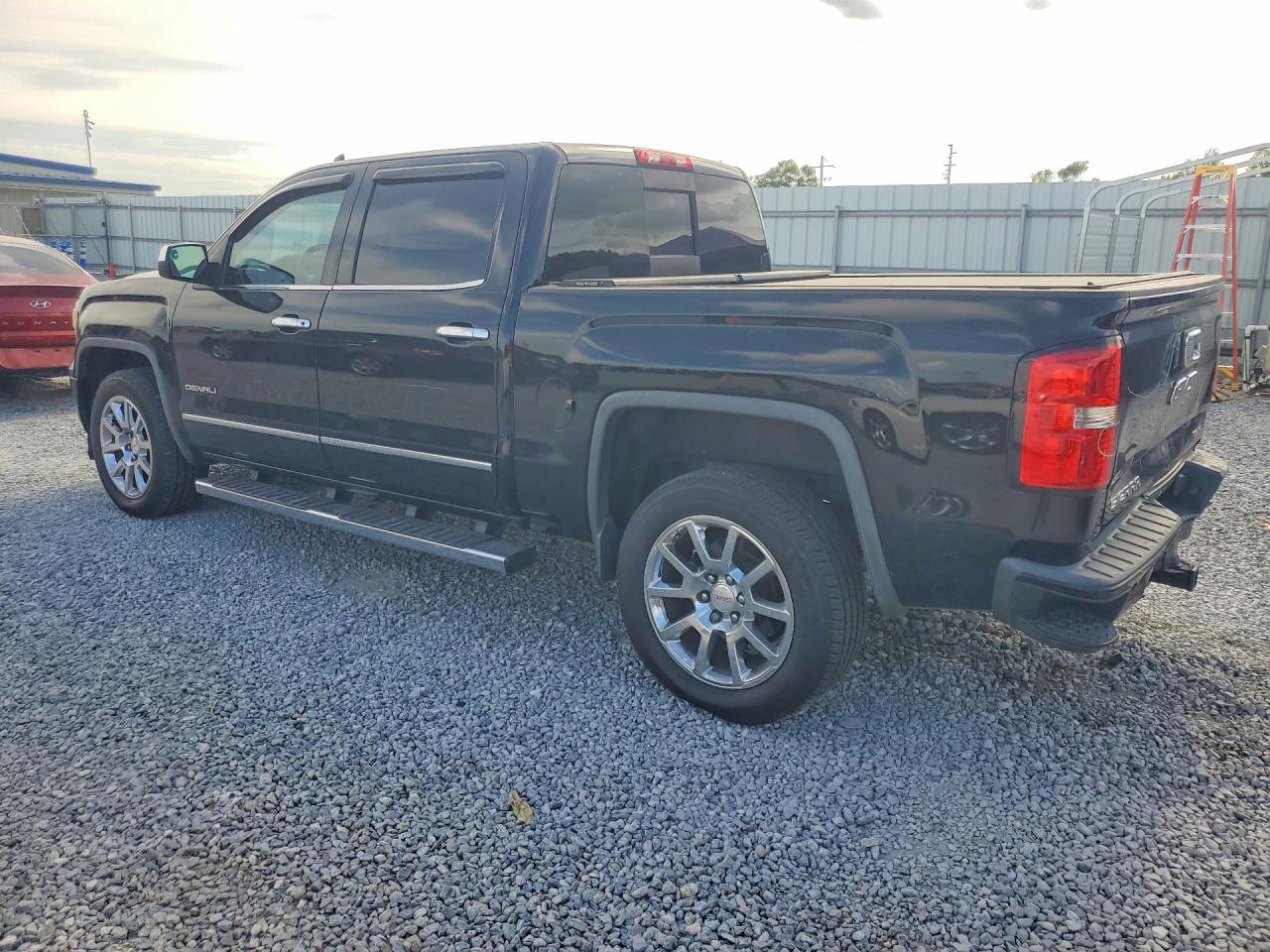 3GTP1WEC3FG124561 · 2015 GMC SIERRA · 2/12