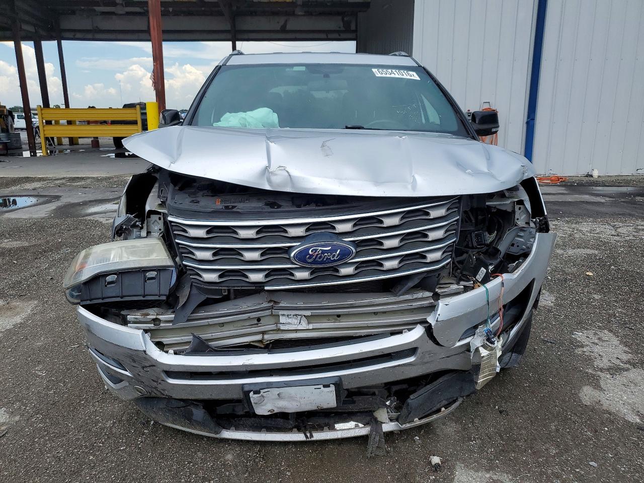 1FM5K8D82HGD00233 · 2017 FORD EXPLORER · 5/13