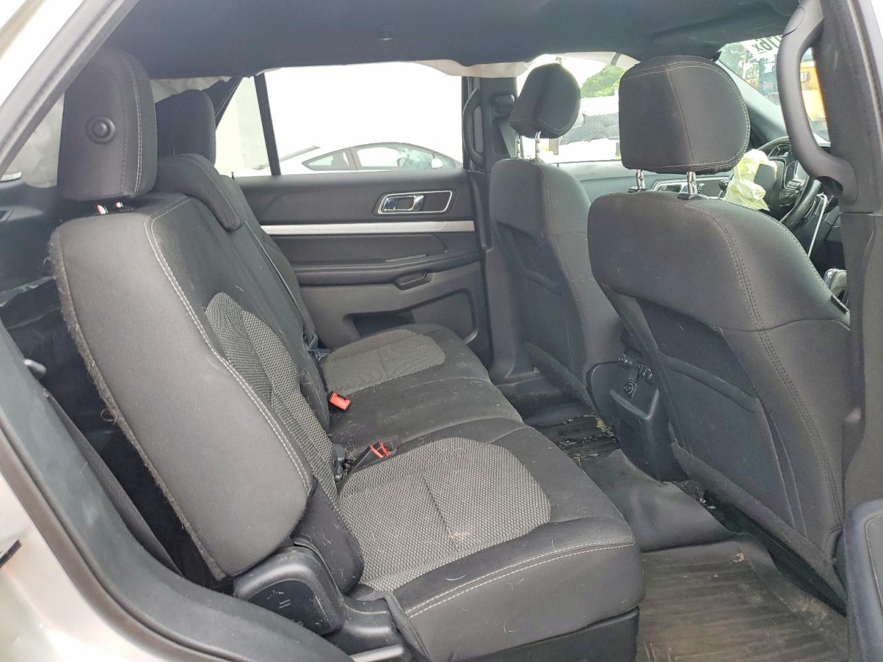 1FM5K8D82HGD00233 · 2017 FORD EXPLORER · 11/13