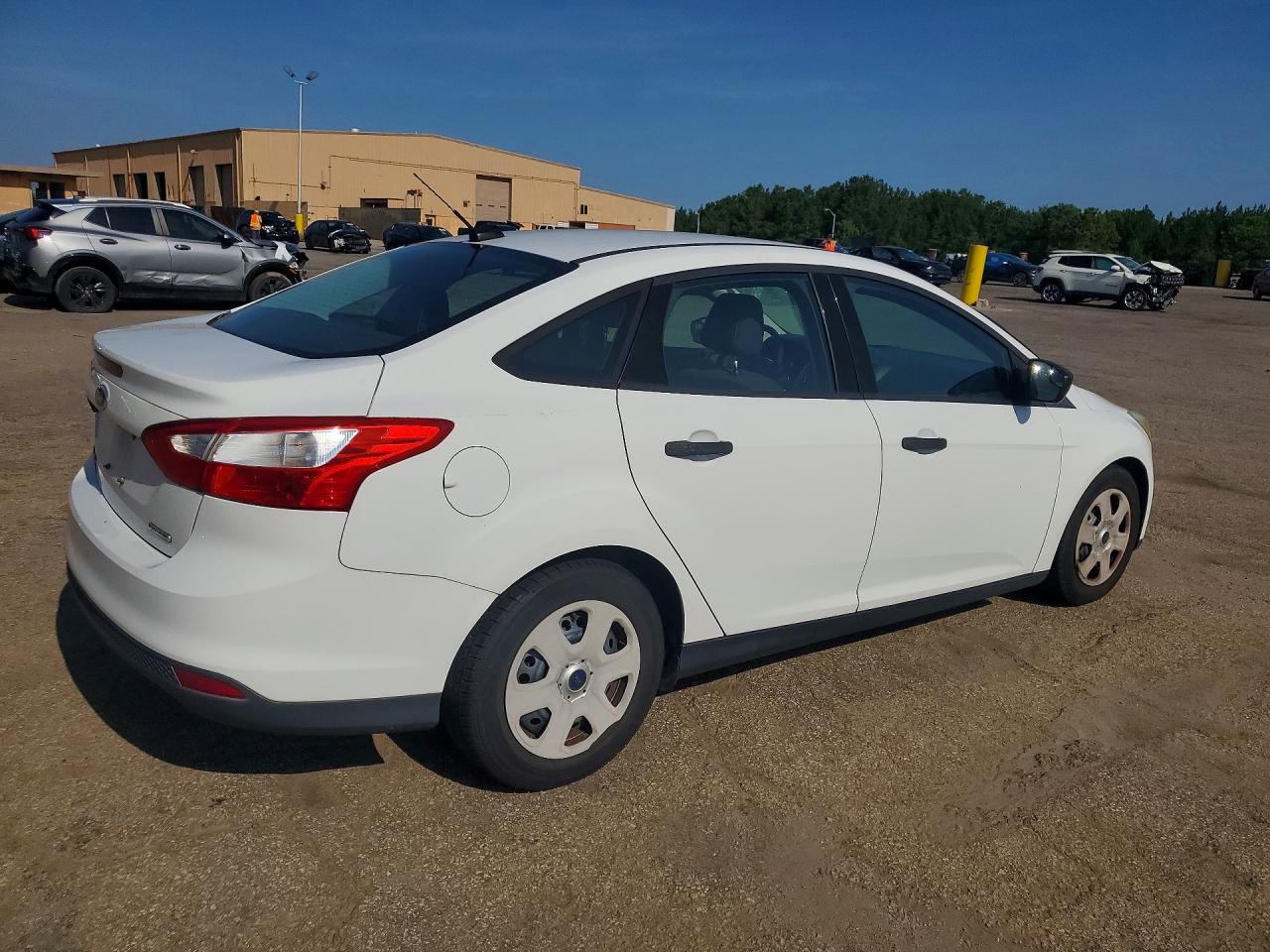 1FADP3E26EL272329 · 2014 FORD FOCUS · 3/12