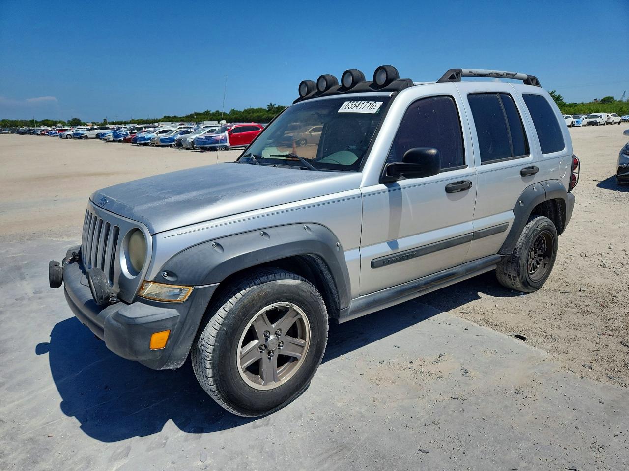 1J4GK38K05W718534 · 2005 JEEP LIBERTY