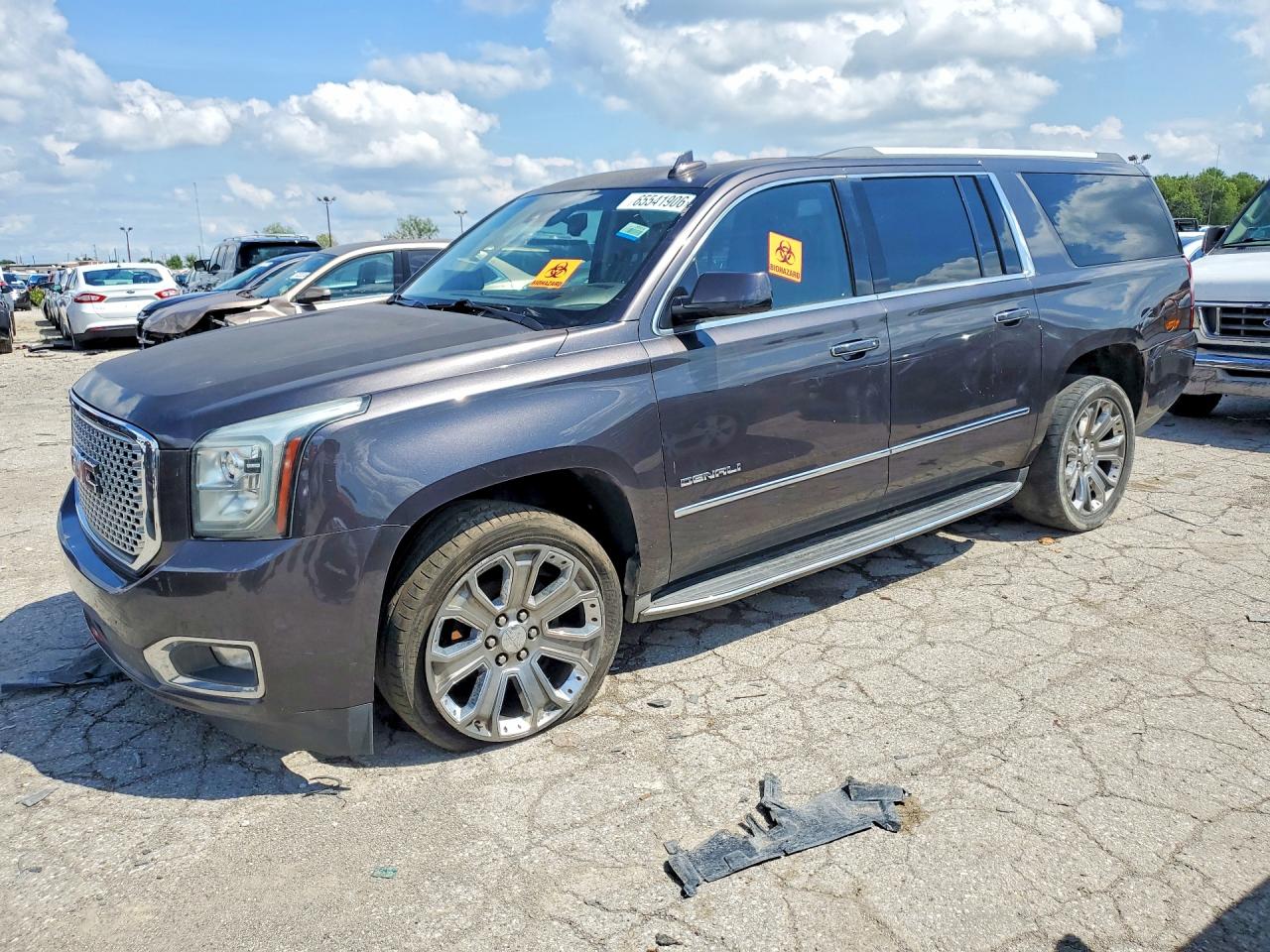 1GKS2HKJ0GR102481 · 2016 GMC YUKON XL