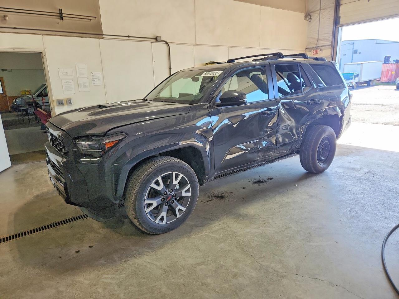 JTEVA5BR3T5107770 · 2026 TOYOTA 4RUNNER