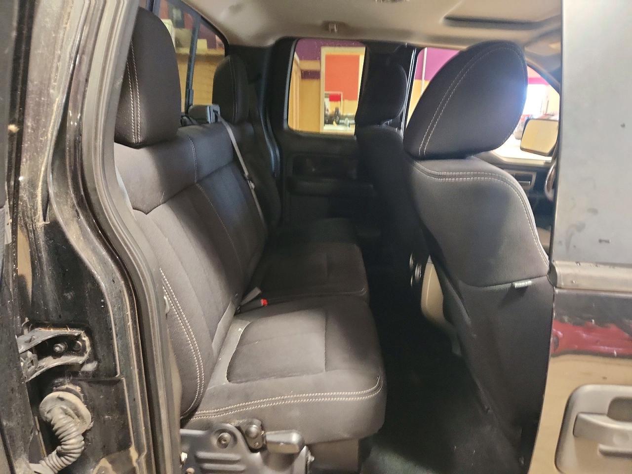 1FTFX1EV2AFC80437 · 2010 FORD F150 · 10/12