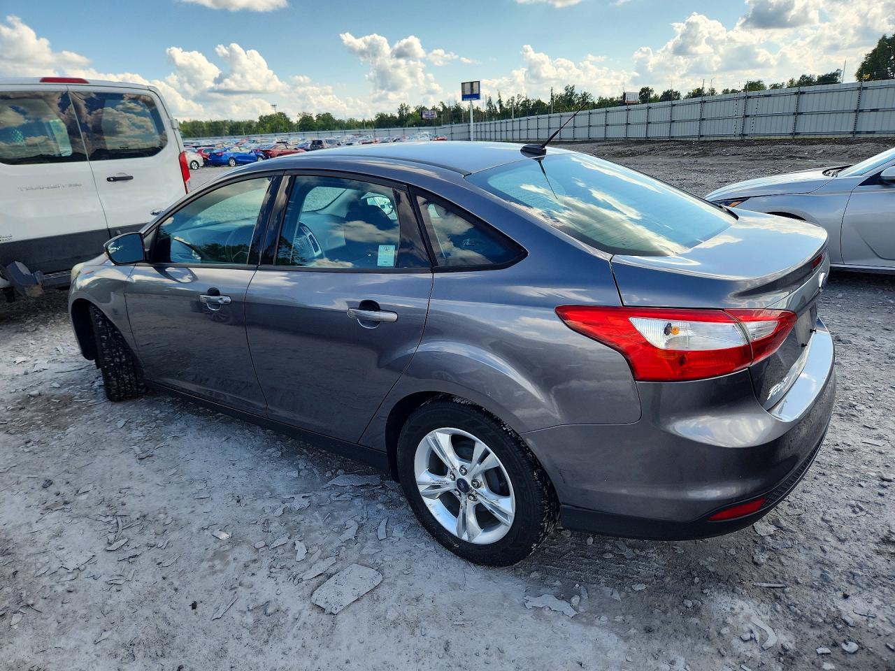 1FADP3F24DL144720 · 2013 FORD FOCUS · 2/12