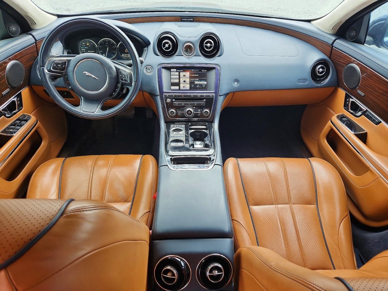 SAJWA2GZ7E8V63385 · 2014 JAGUAR XJL · 8/12