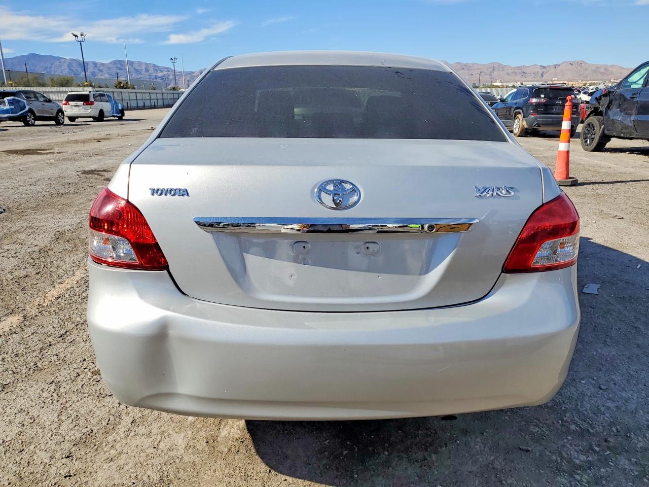 JTDBT923571014881 · 2007 TOYOTA YARIS · 6/12