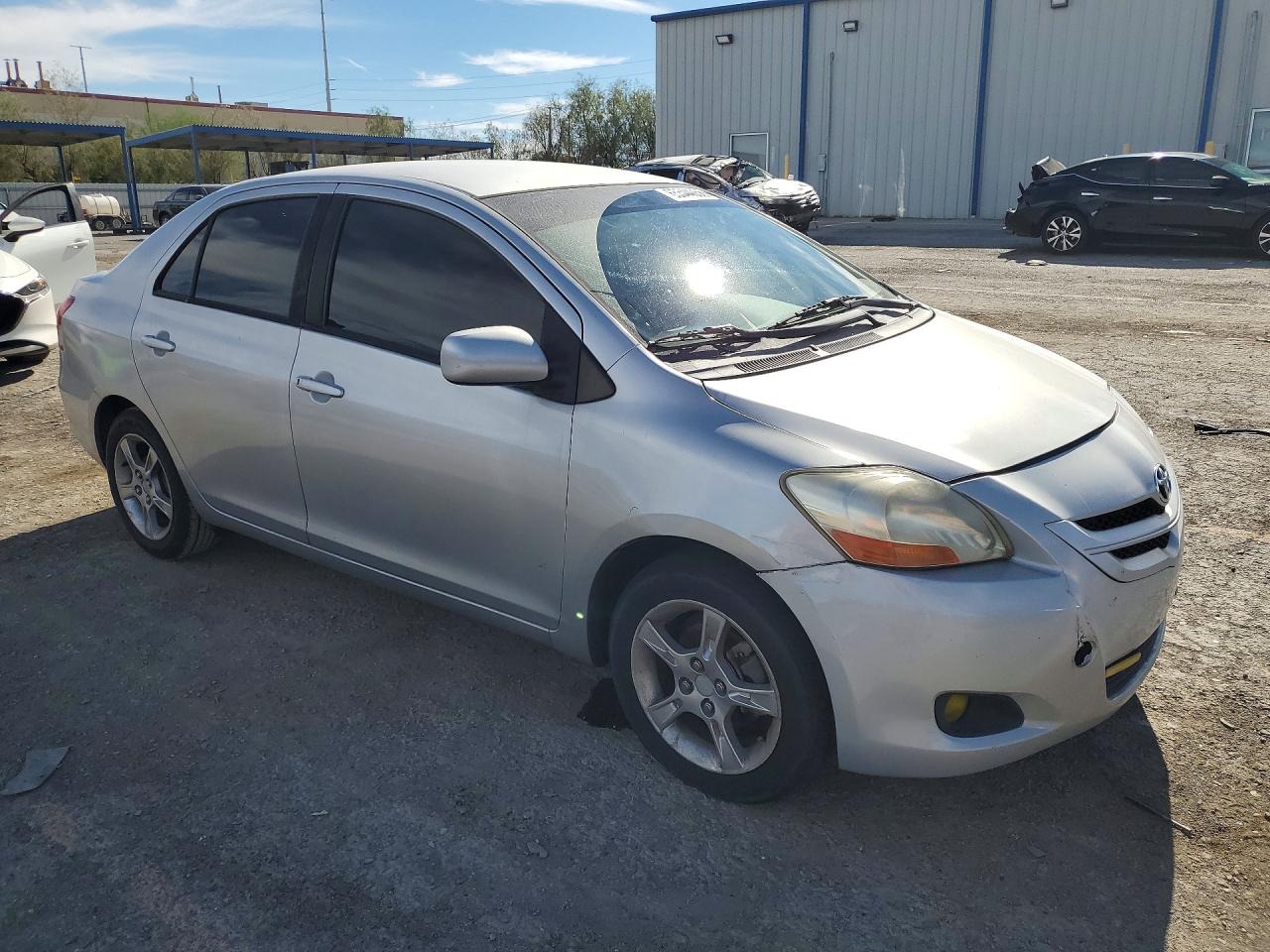 JTDBT923571014881 · 2007 TOYOTA YARIS · 4/12
