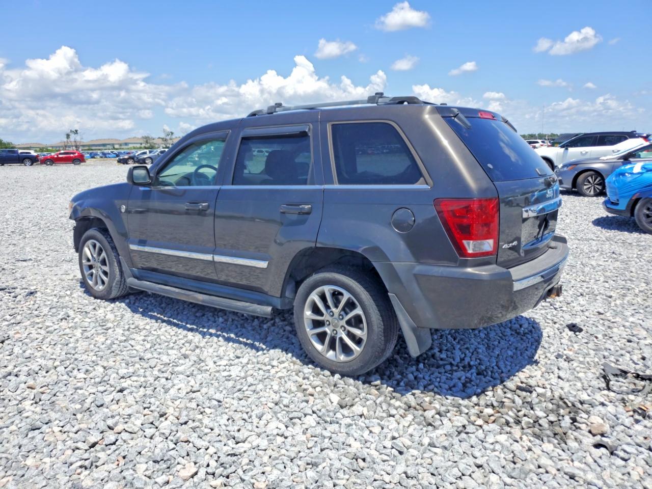 1J4HR58NX5C547377 · 2005 JEEP GRAND CHEROKEE · 2/14