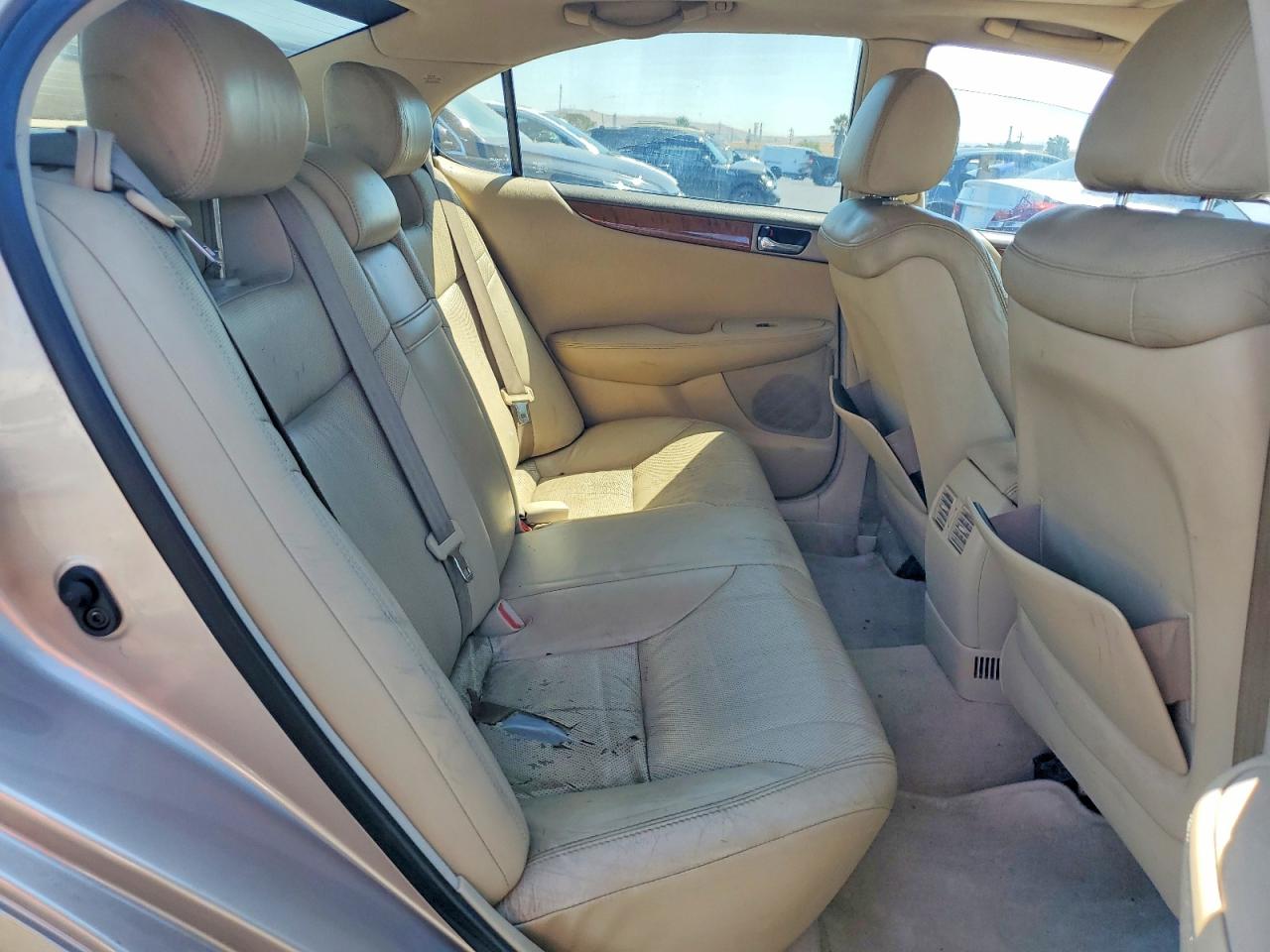 JTHBA30G455074633 · 2005 LEXUS ES · 10/13