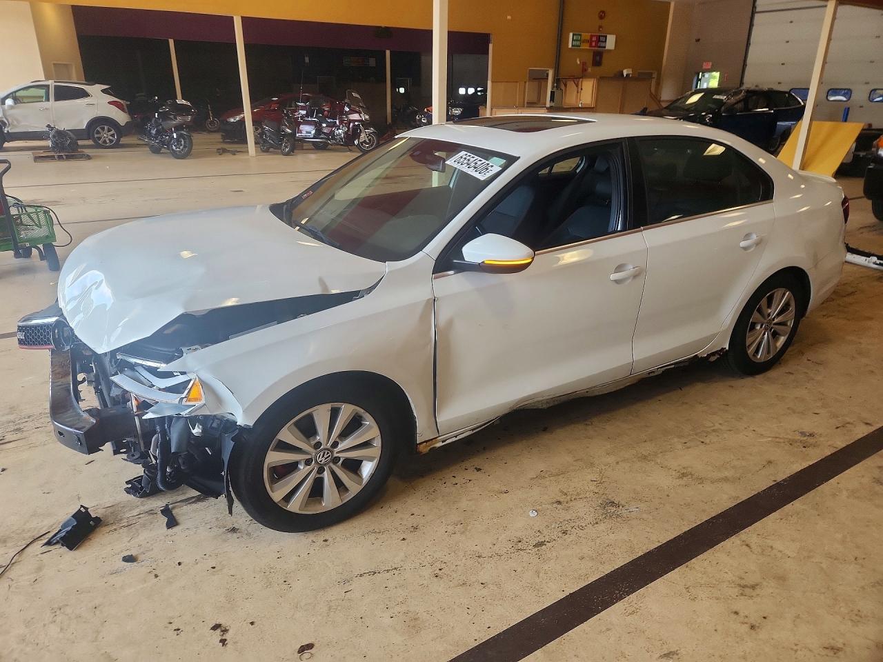 3VW4T7AJ6FM316000 · 2015 VOLKSWAGEN JETTA