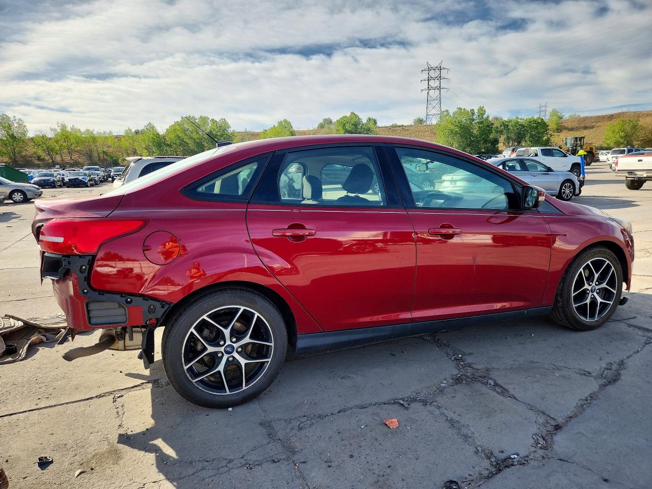 1FADP3H28HL346432 · 2017 FORD FOCUS · 3/13