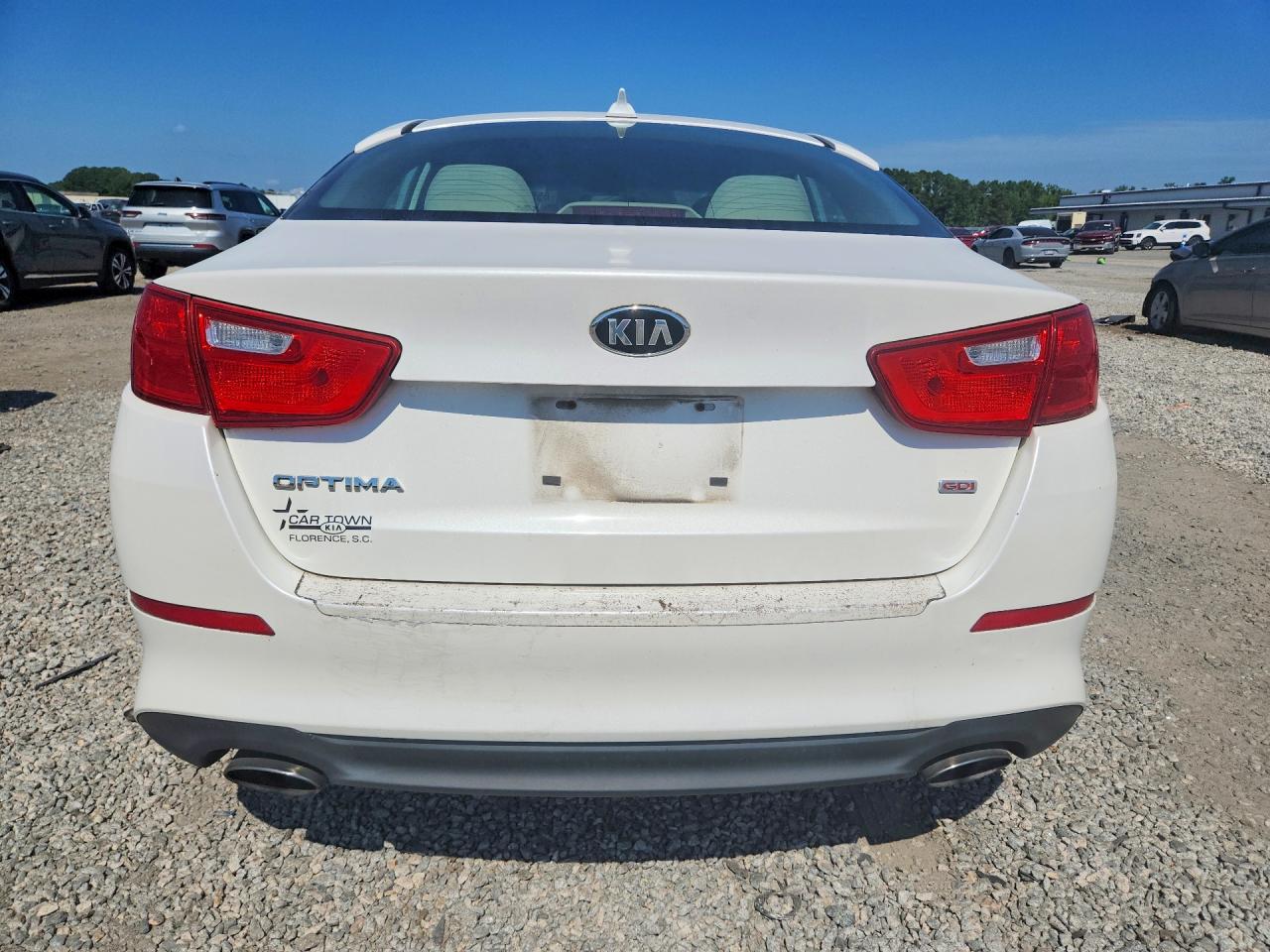 KNAGM4A7XF5592229 · 2015 KIA OPTIMA · 6/13