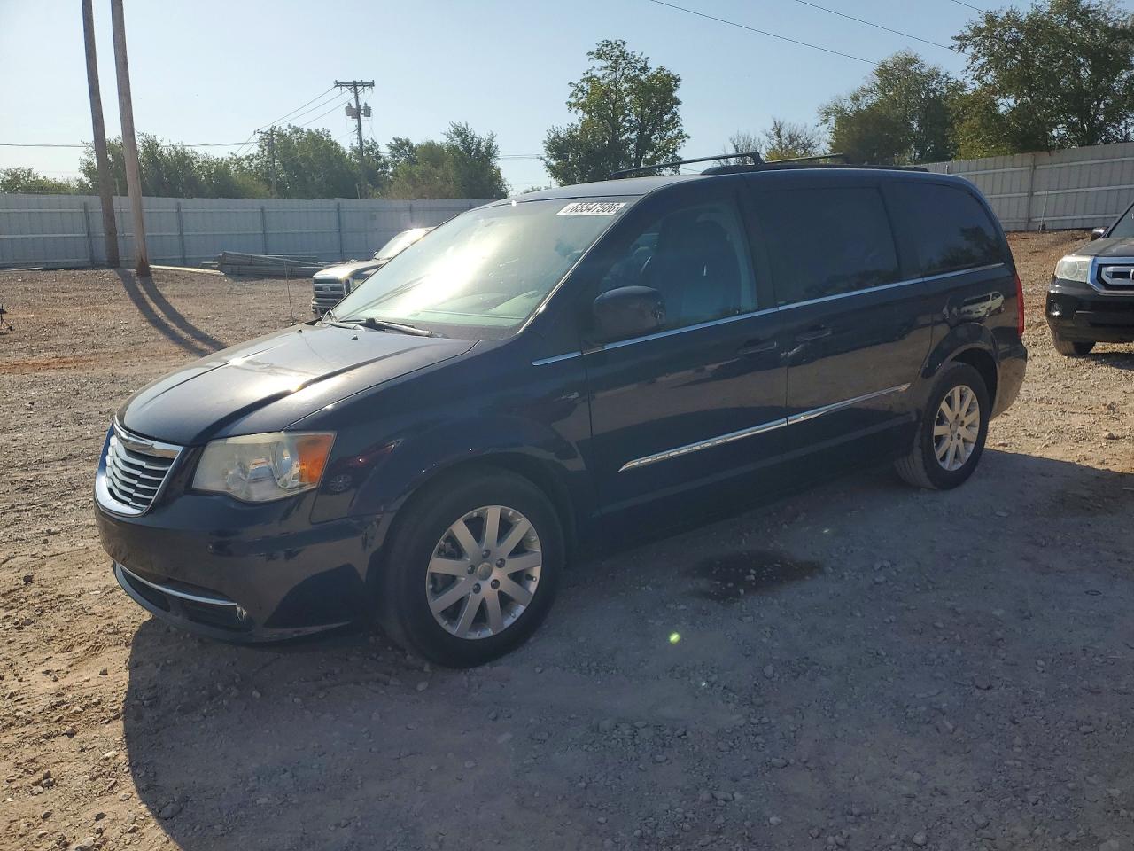 2C4RC1BG8ER124559 · 2014 CHRYSLER TOWN & COUNTRY
