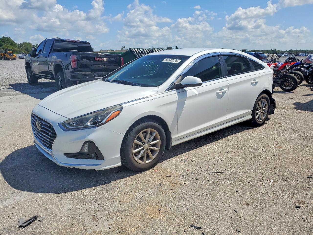 5NPE24AF7KH808085 · 2019 HYUNDAI SONATA