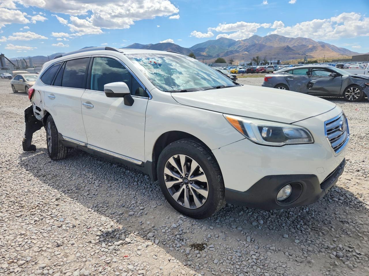 4S4BSATCXH3391436 · 2017 SUBARU OUTBACK · 4/12