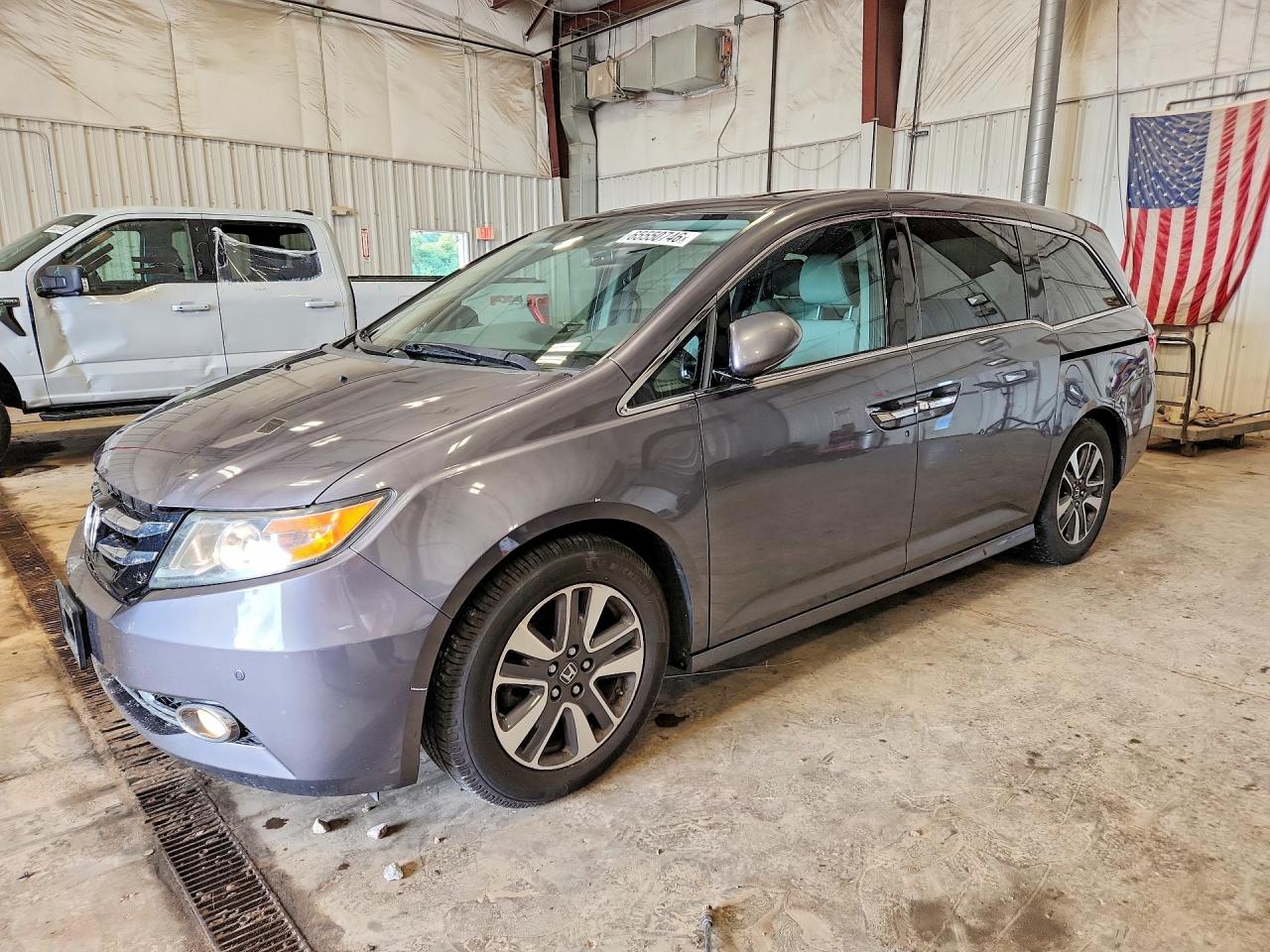5FNRL5H95FB024951 · 2015 HONDA ODYSSEY