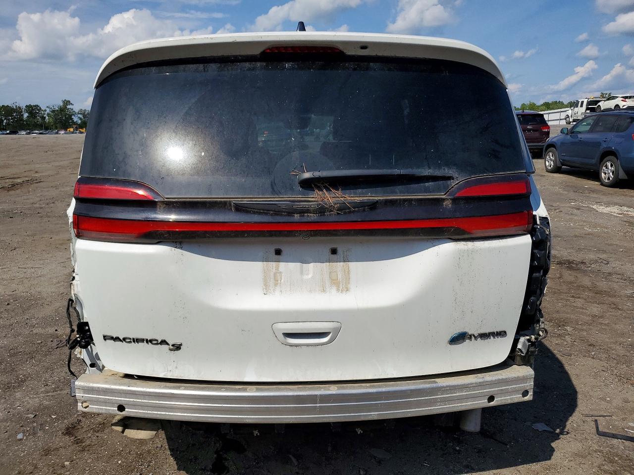 2C4RC1S79RR166583 · 2024 CHRYSLER PACIFICA · 6/13