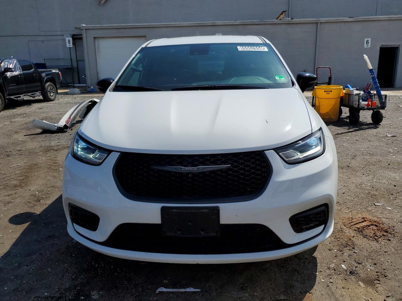 2C4RC1S79RR166583 · 2024 CHRYSLER PACIFICA · 5/13