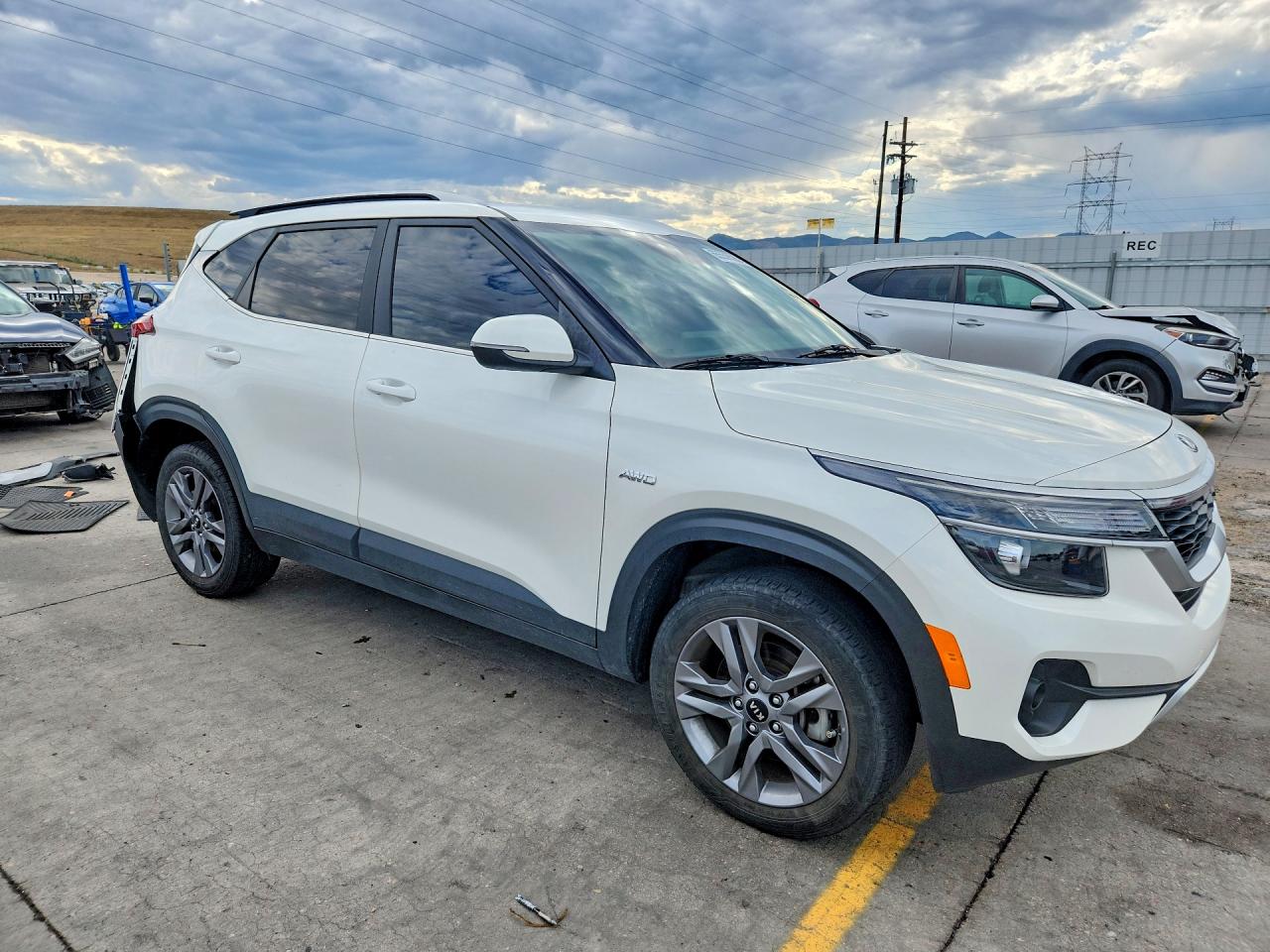KNDEUCAA4M7233220 · 2021 KIA SELTOS · 4/14