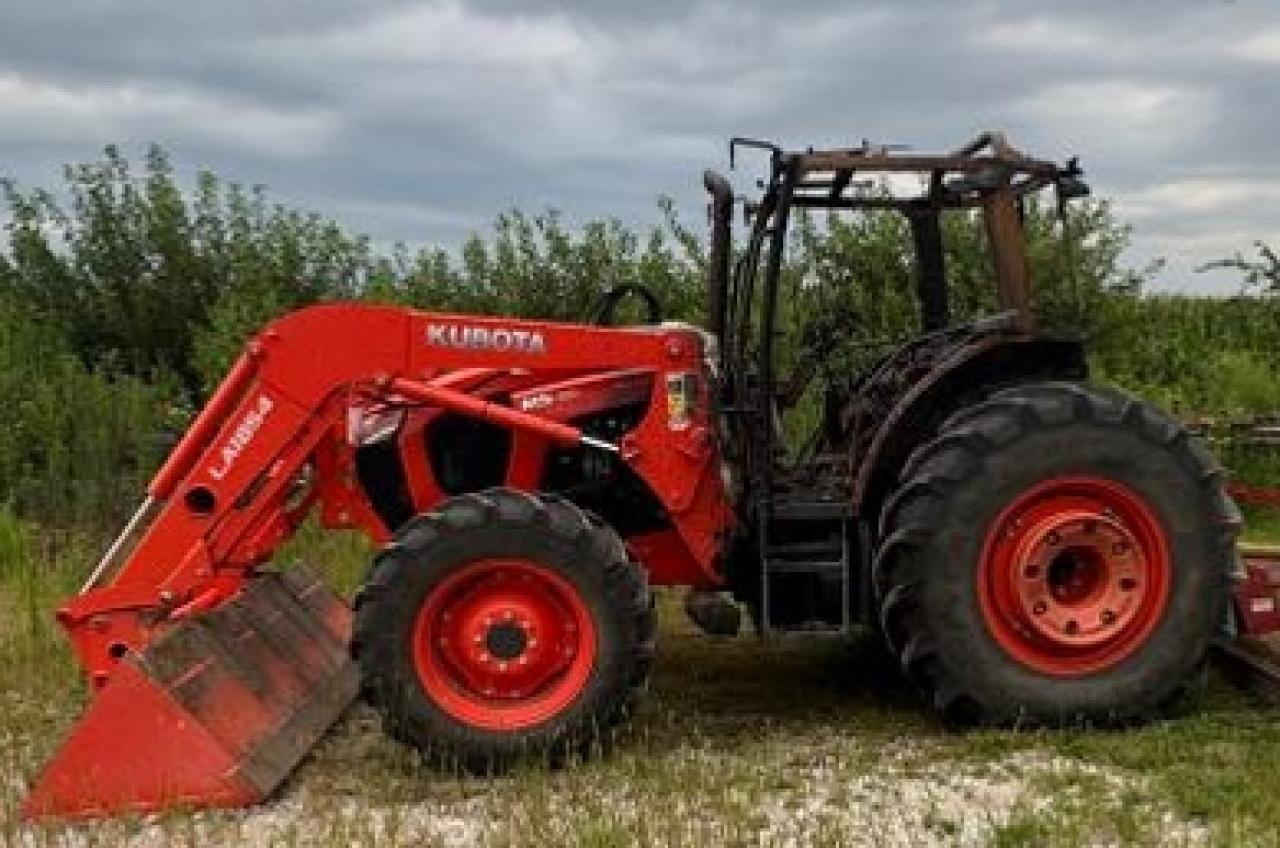 59817 · 2019 KUBOTA M5-111D
