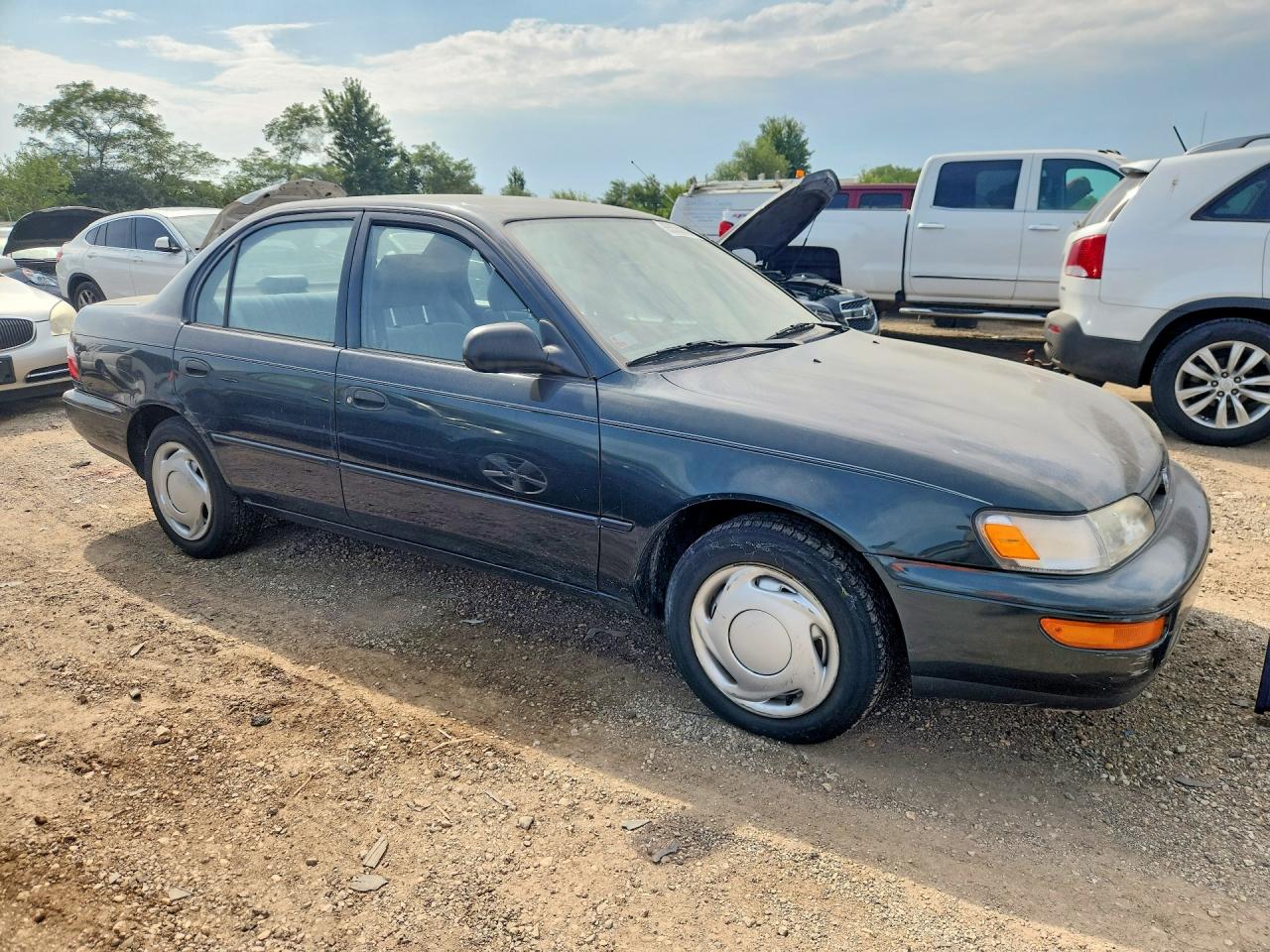 2T1BA02E6VC212767 · 1997 TOYOTA COROLLA · 4/12