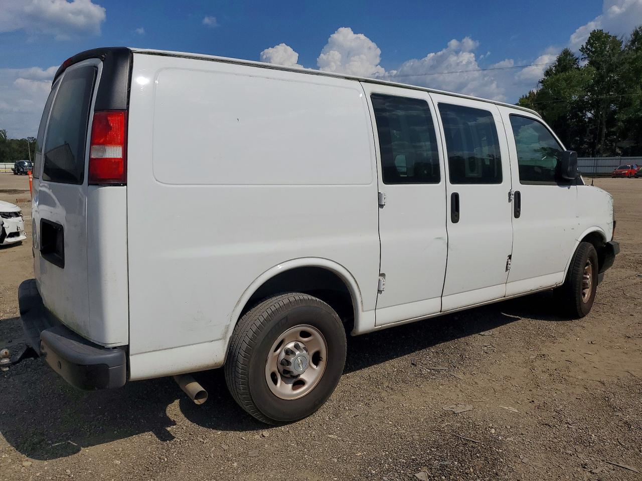 1GCWGAFGXL1237707 · 2020 CHEVROLET EXPRESS G2500 · 3/12