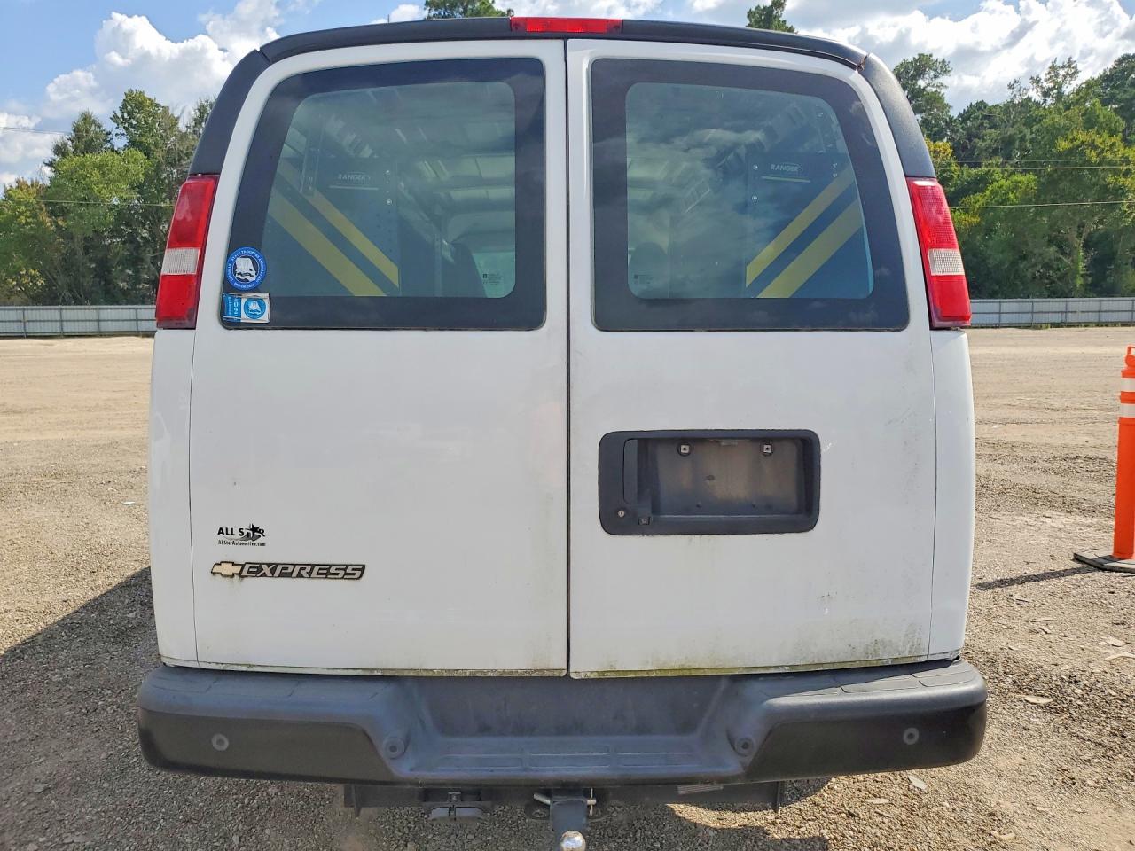 1GCWGAFGXL1237707 · 2020 CHEVROLET EXPRESS G2500 · 6/12