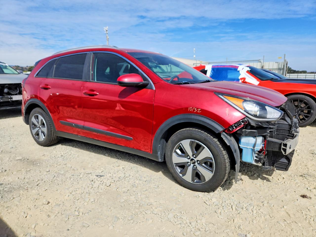 KNDCB3LC0K5296528 · 2019 KIA NIRO · 4/13