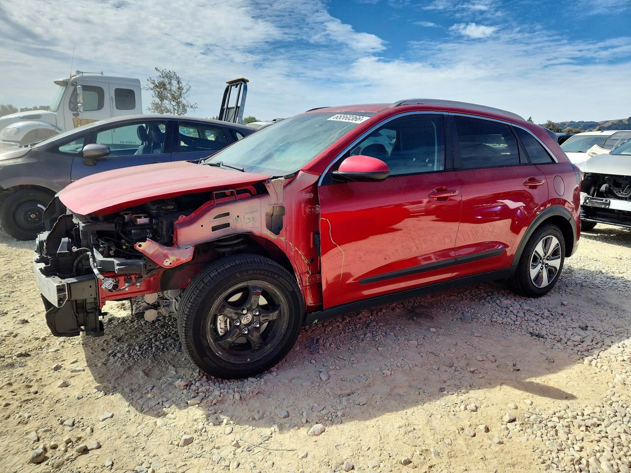 KNDCB3LC0K5296528 · 2019 KIA NIRO