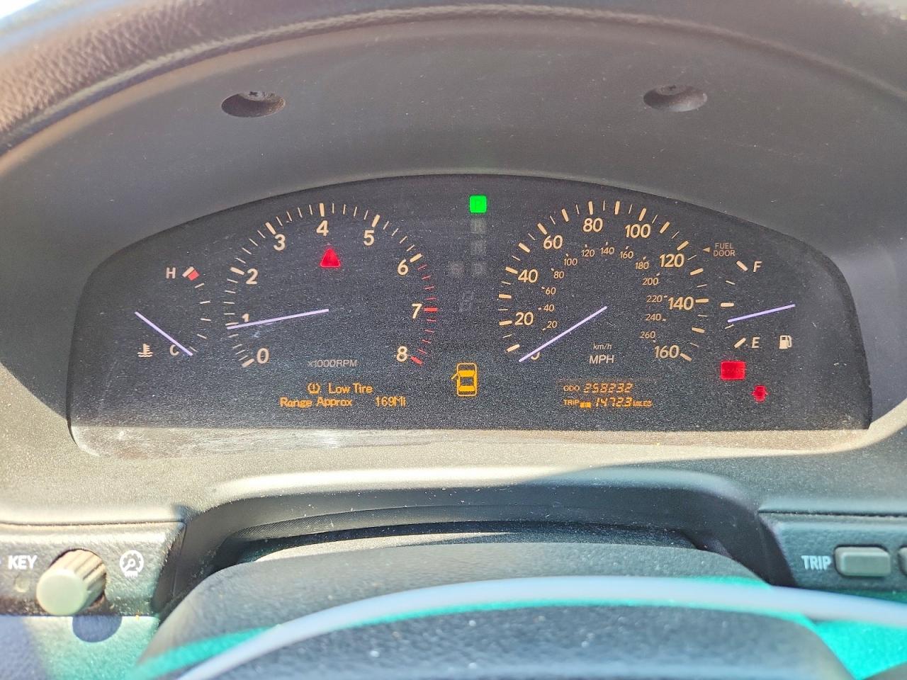 JTHBN36F665031142 · 2006 LEXUS LS · 9/12