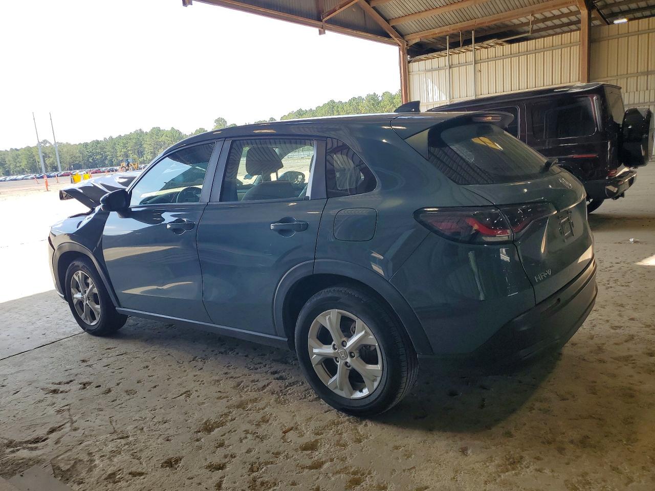 3CZRZ1H38SM700263 · 2025 HONDA HR-V · 2/13