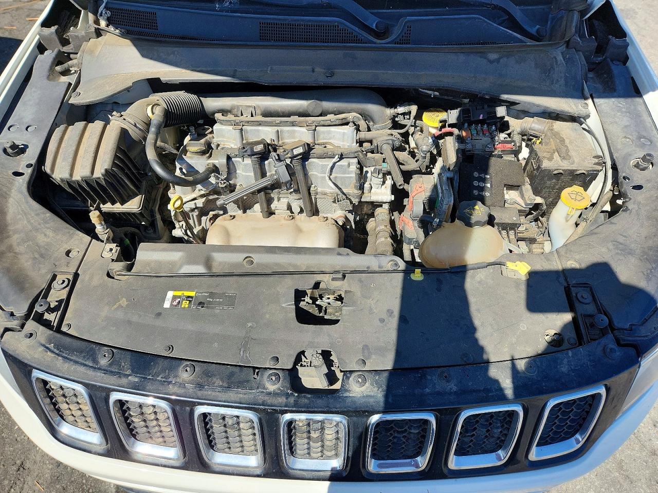 3C4NJDCB9HT631836 · 2017 JEEP COMPASS · 12/13