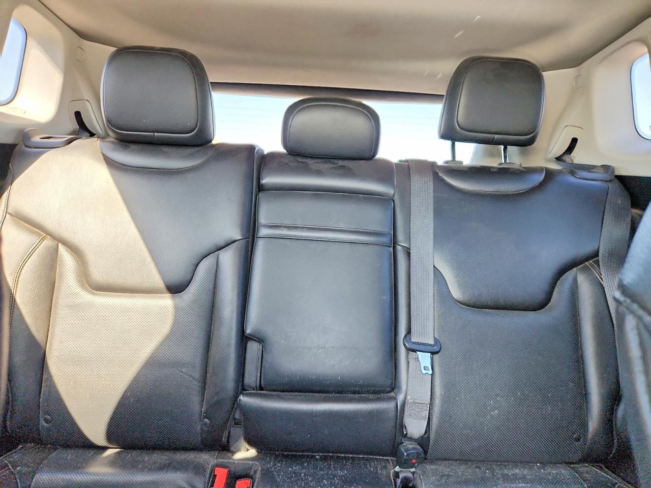 3C4NJDCB9HT631836 · 2017 JEEP COMPASS · 10/13