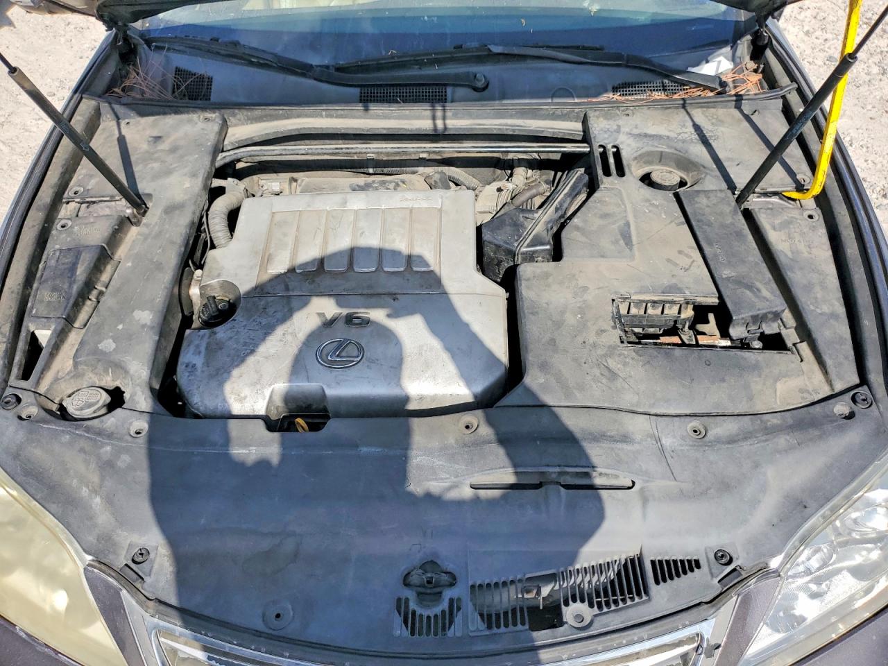 JTHBK1EG7A2367660 · 2010 LEXUS ES · 11/12