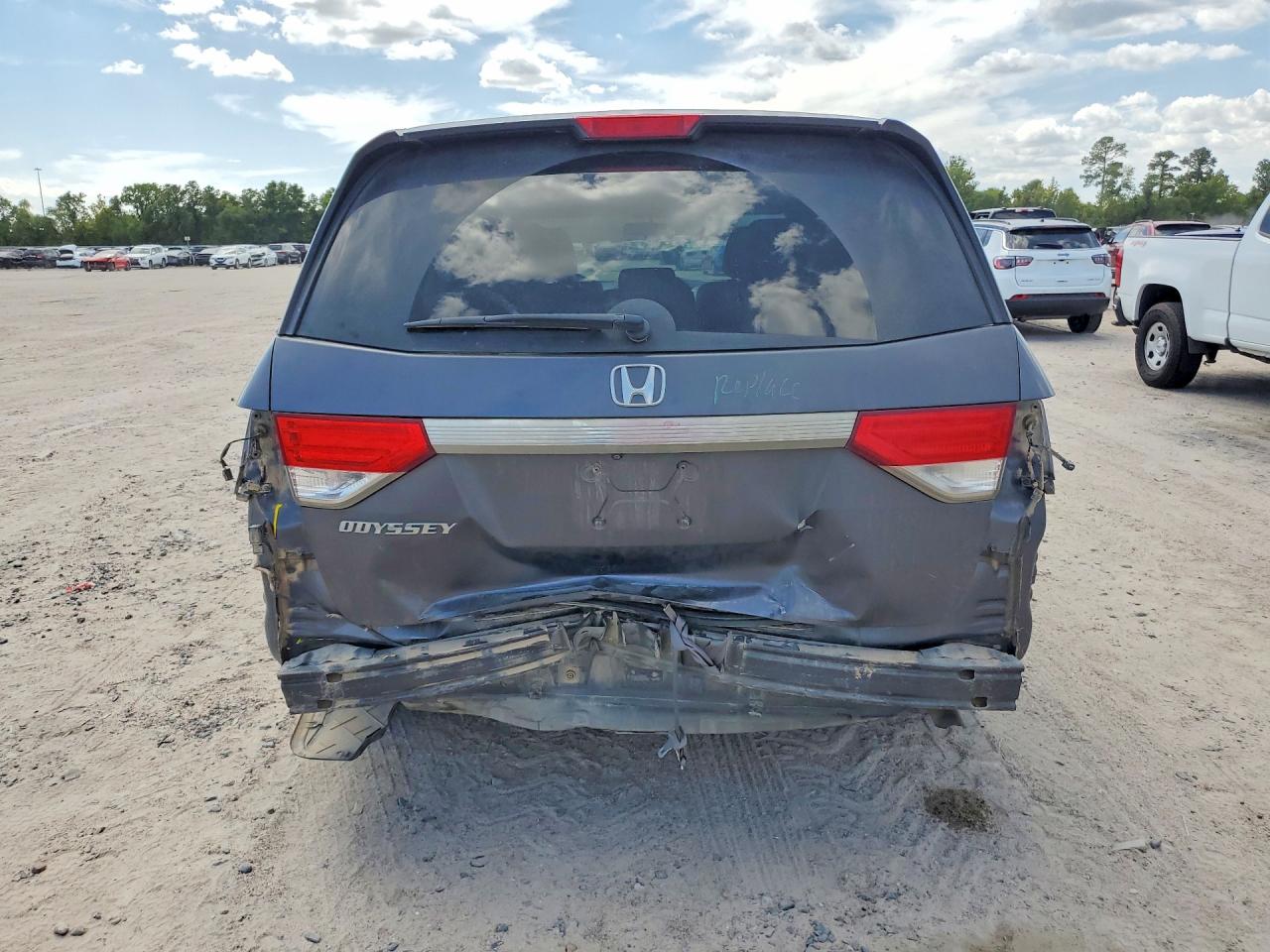 5FNRL5H47HB025333 · 2017 HONDA ODYSSEY · 6/14