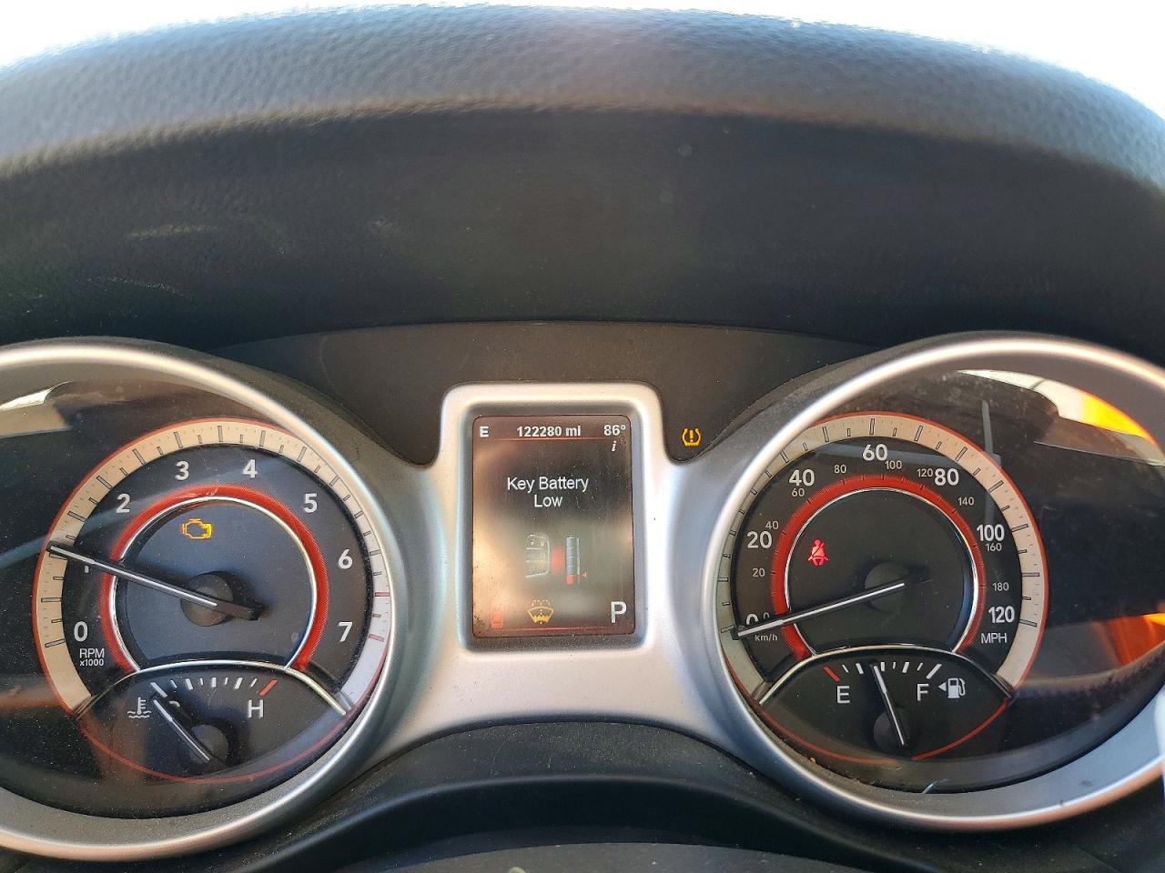 3D4PH3FG2BT506113 · 2011 DODGE JOURNEY · 9/13