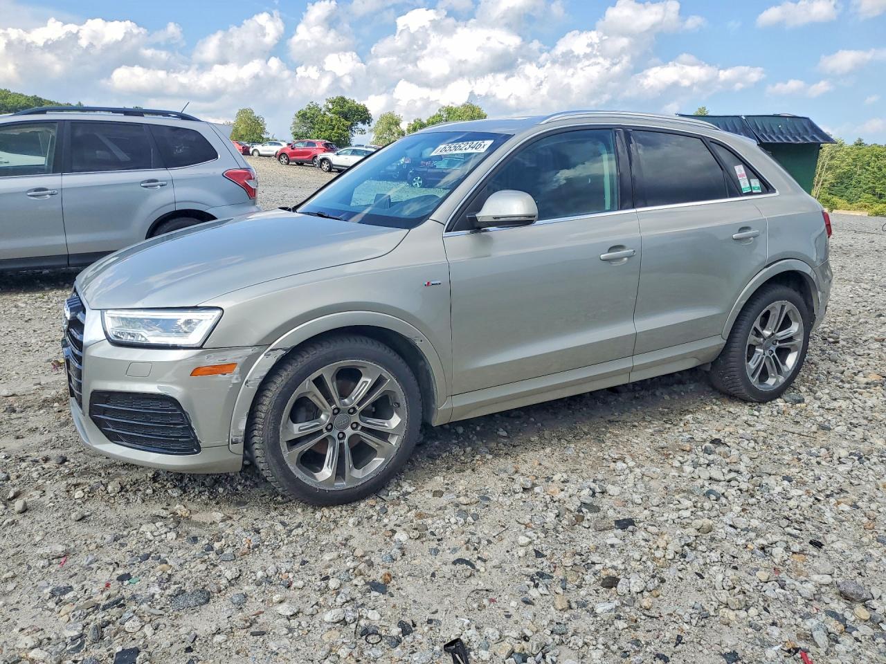 2016 AUDI Q3