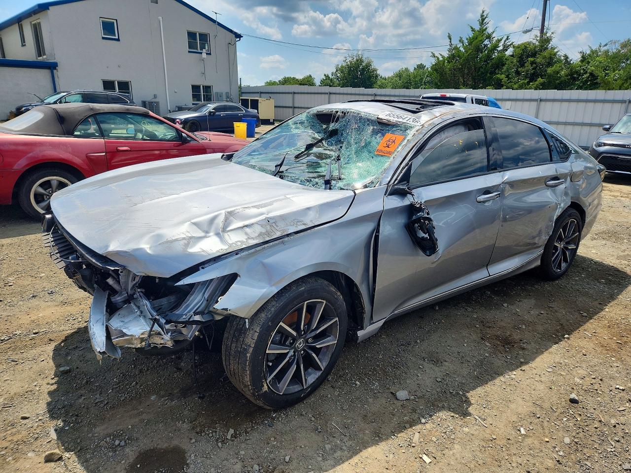 1HGCV1F55NA061127 · 2022 HONDA ACCORD
