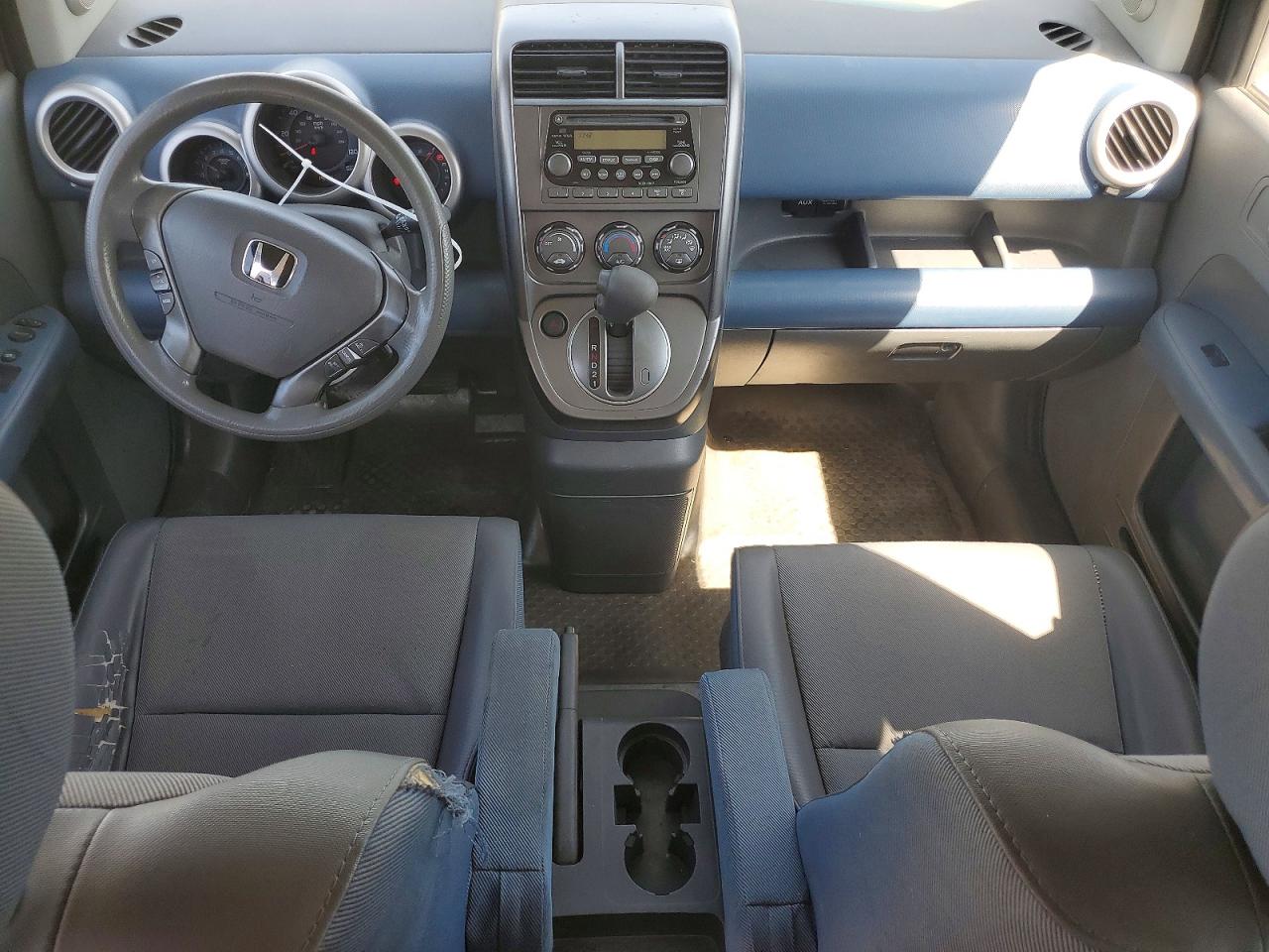 5J6YH28656L011853 · 2006 HONDA ELEMENT · 8/12