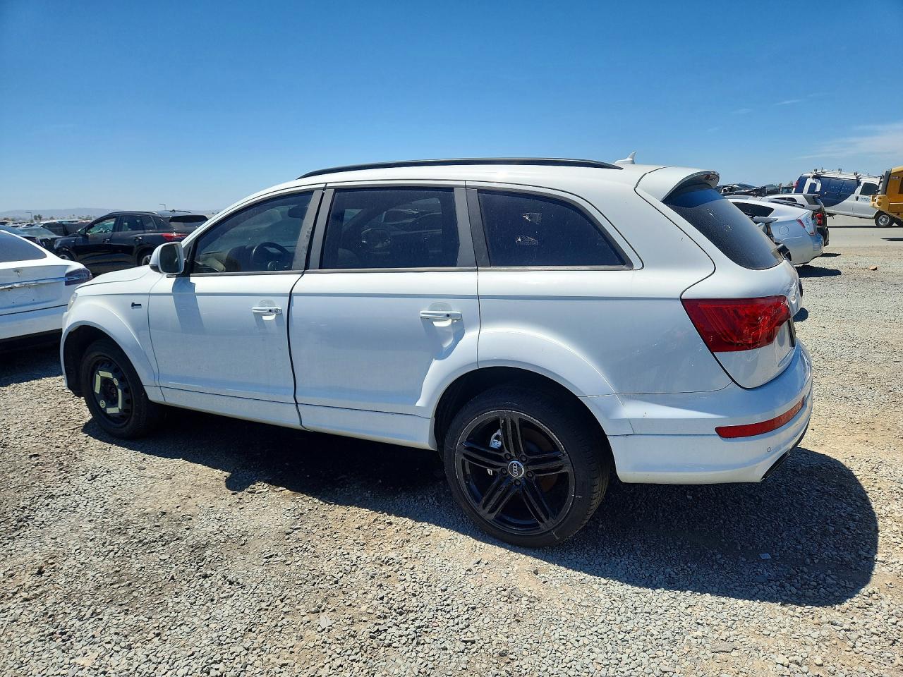 WA1DGAFE5FD001503 · 2015 AUDI Q7 · 2/14