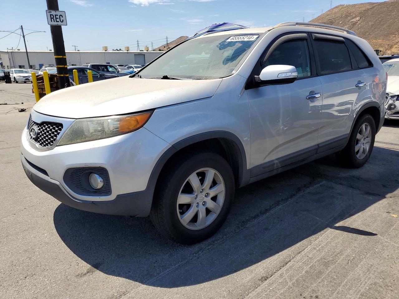 5XYKT3A19BG157631 · 2011 KIA SORENTO
