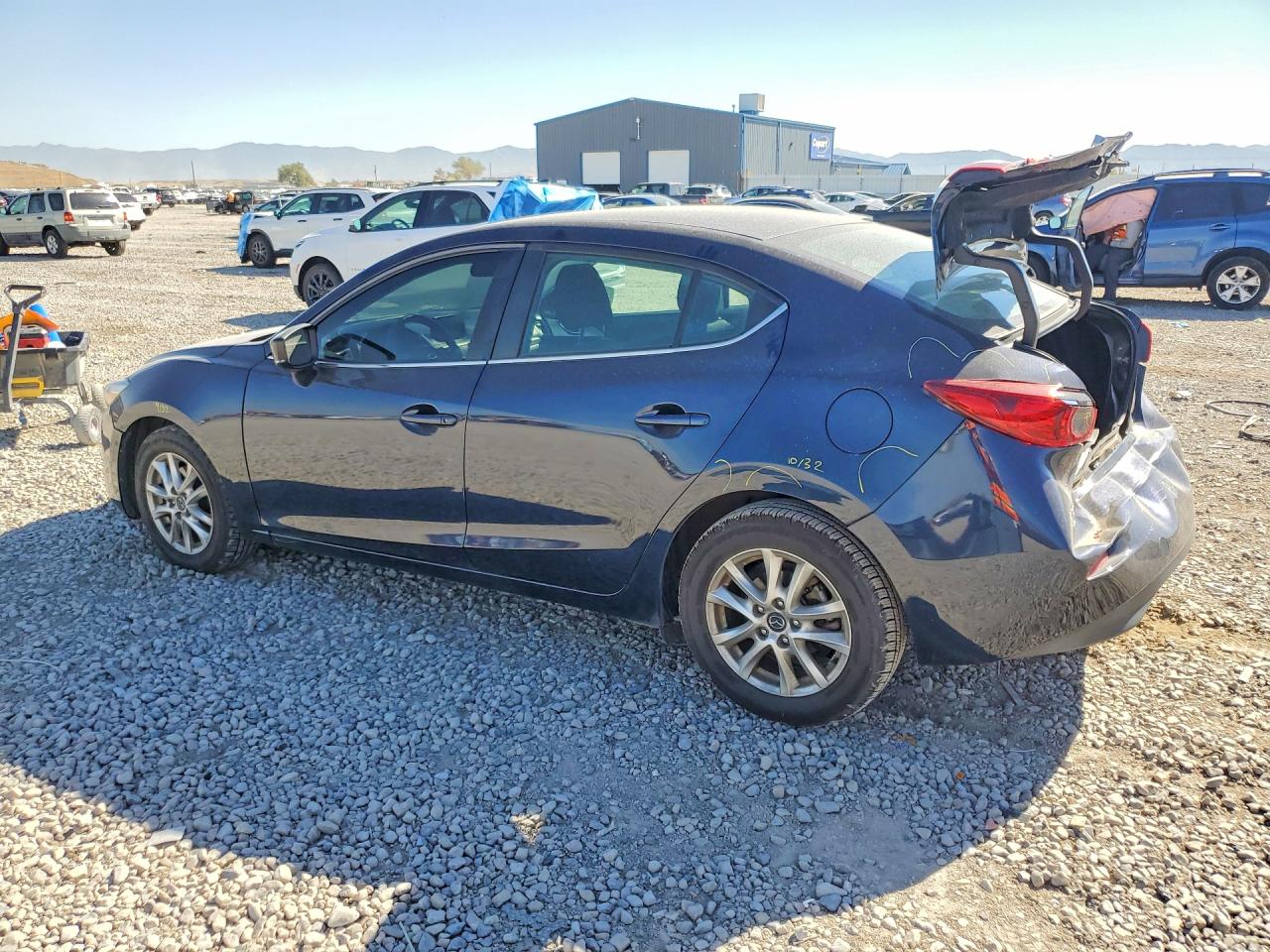 3MZBN1U76JM208645 · 2018 MAZDA 3 · 2/12